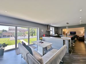 Photo 10- click for photo gallery